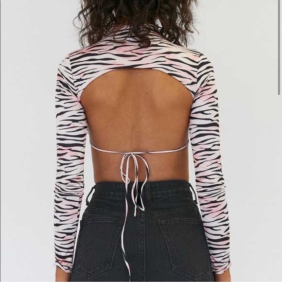Princess Polly Animal Print Open Back Crop Top - Picture 2 of 8